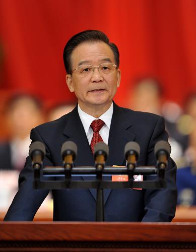 3月5日,第十二届全国人民代表大会第一次会议在北京人民大会堂开幕。国务院总理温家宝作政府工作报告。 新华社记者 黄敬文 摄